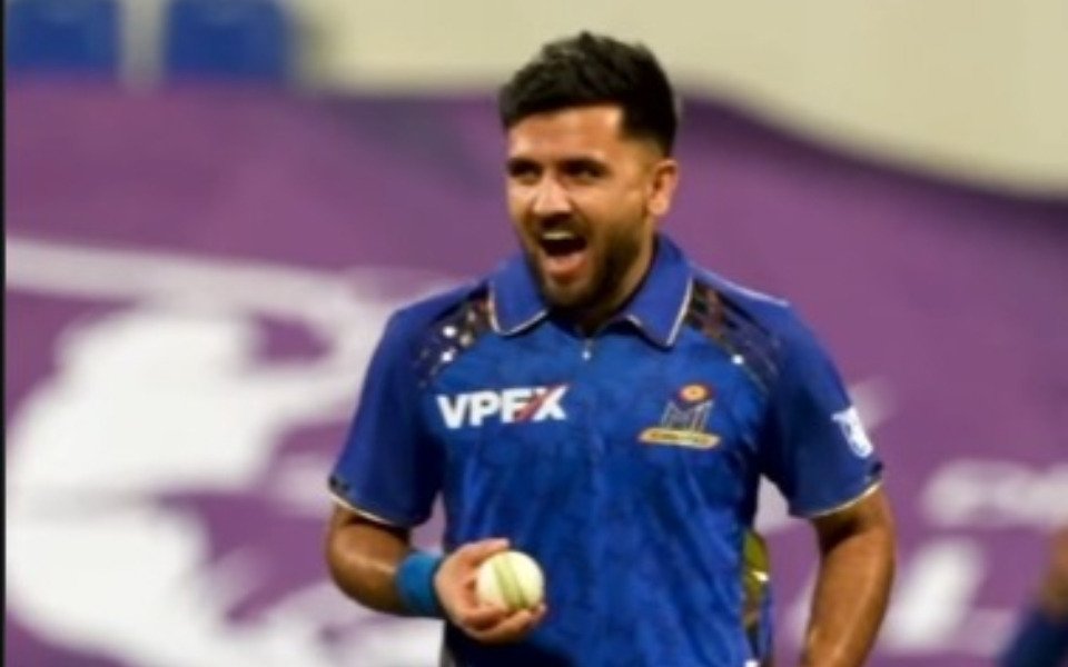 Farooqi shatters ILT20 auction record with USD 380,000 bid from MI Emirates