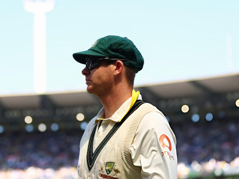 Smith surpasses Root with record 221st Test catch as non-wicketkeeper