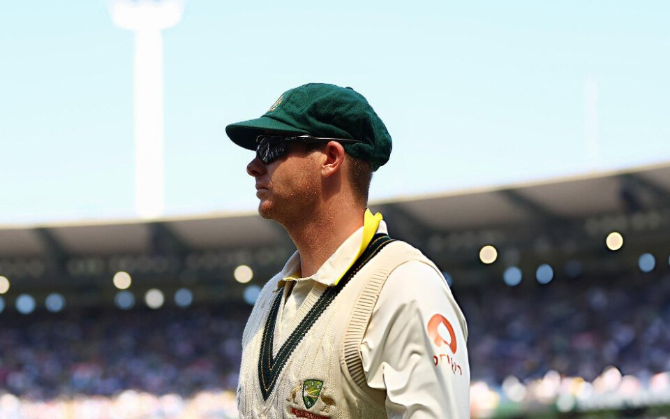 Smith surpasses Root with record 221st Test catch as non-wicketkeeper