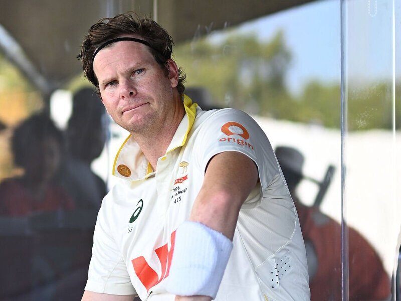 SA vs AUS 2026: Steve Smith misses fielding duties after helmet blow