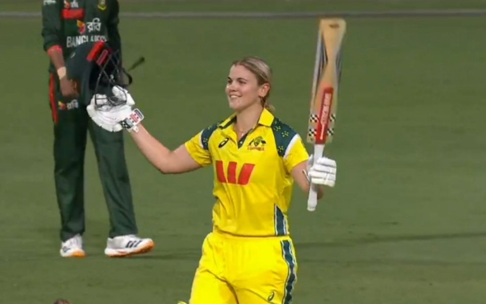 Georgia Voll’s unbeaten ton powers Australia to series win against Bangladesh