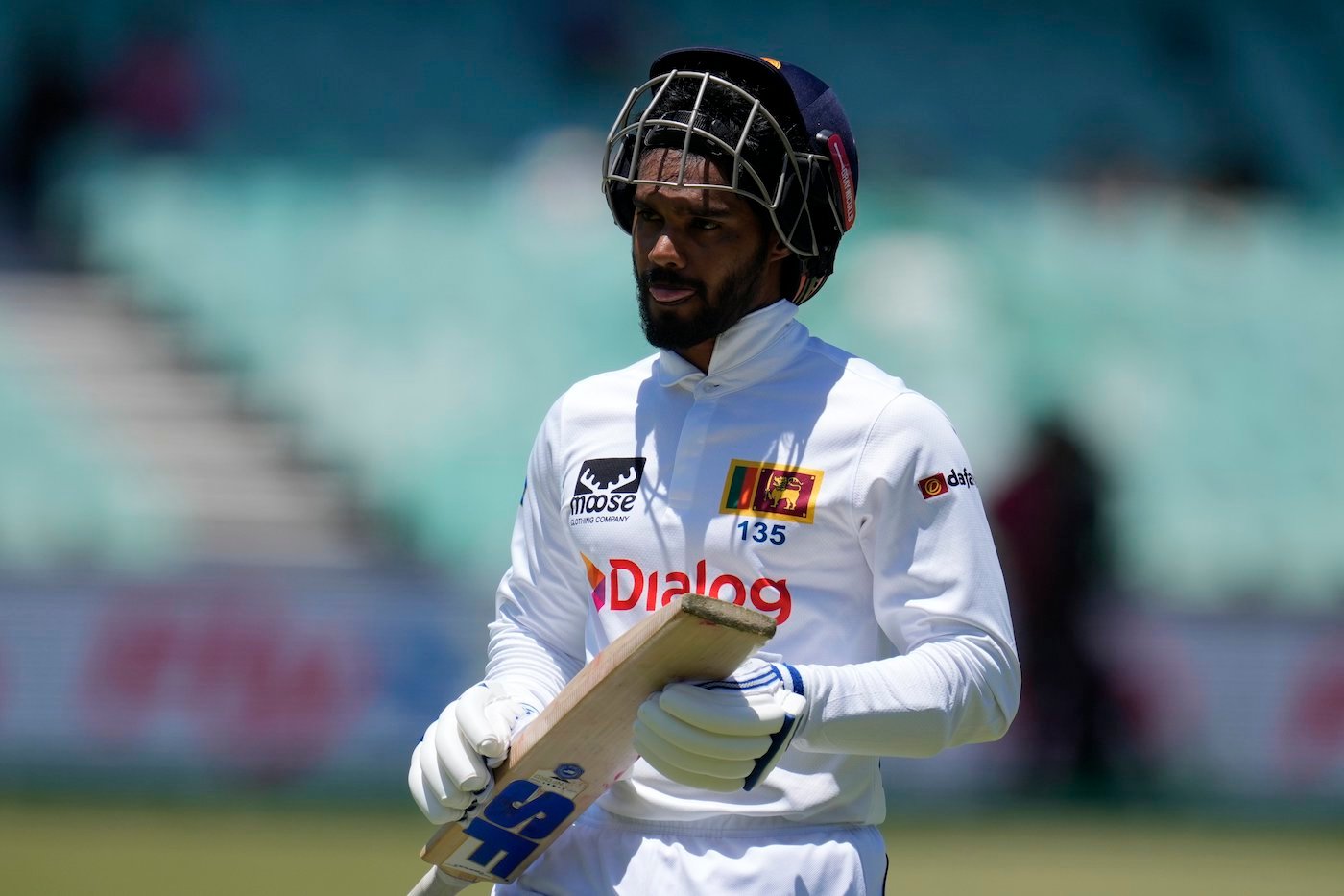 Dhananjaya de Silva steps down as Sri Lanka Test ctain