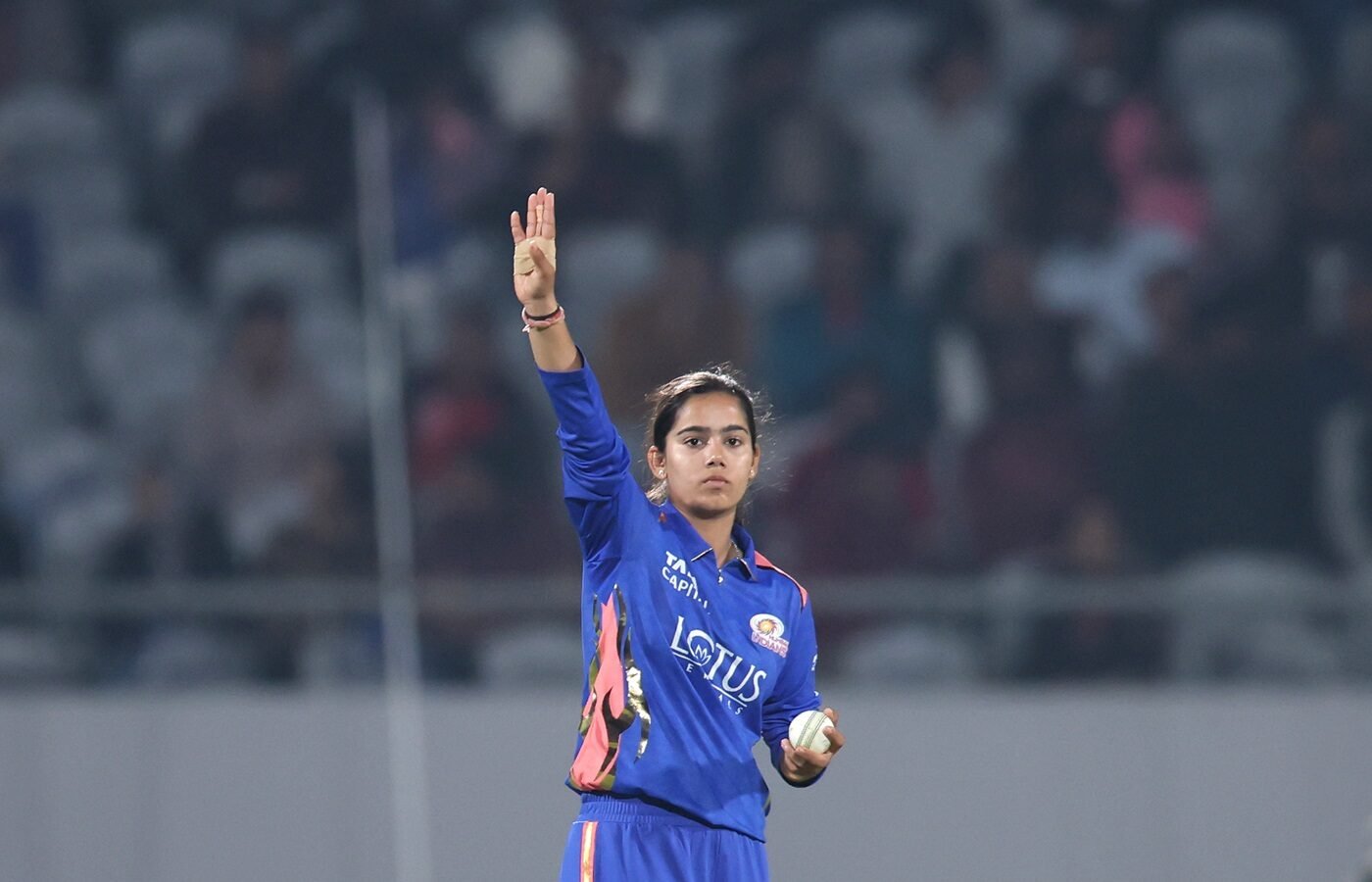 India opt to bat in second ODI; Vaishnavi replaces rested Gaud