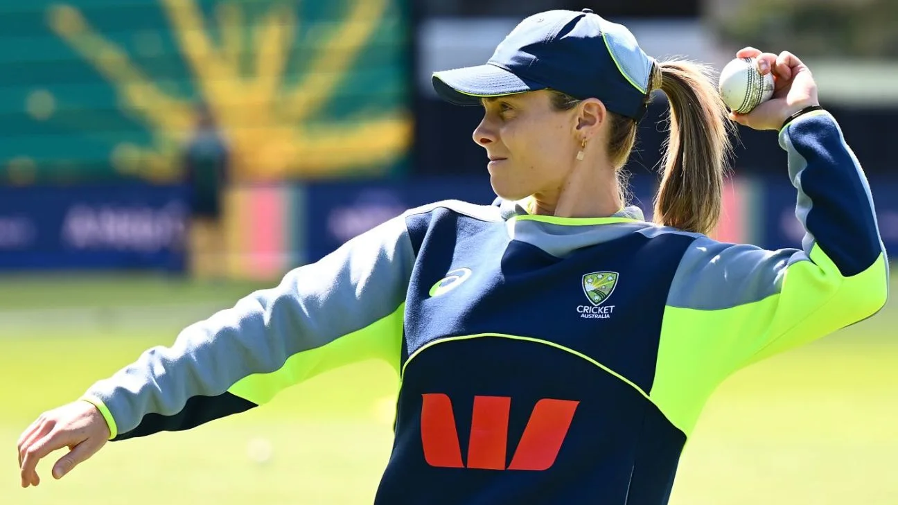 Molineux, Hamilton out of Bangladesh ODIs; McGrath to ctain