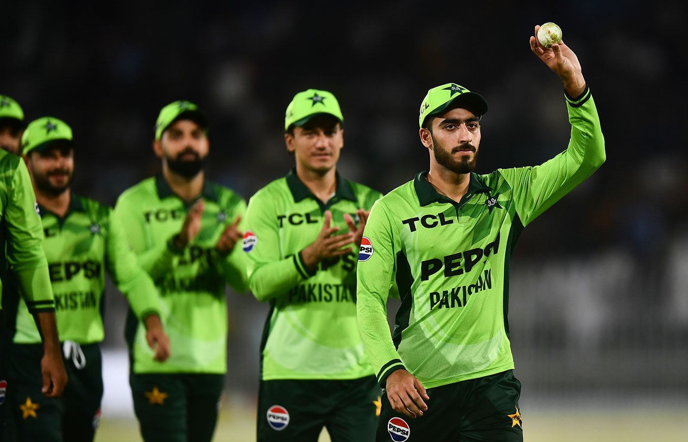 Pakistan, Sri Lanka look to find the right mix as World Cup countdown begins
