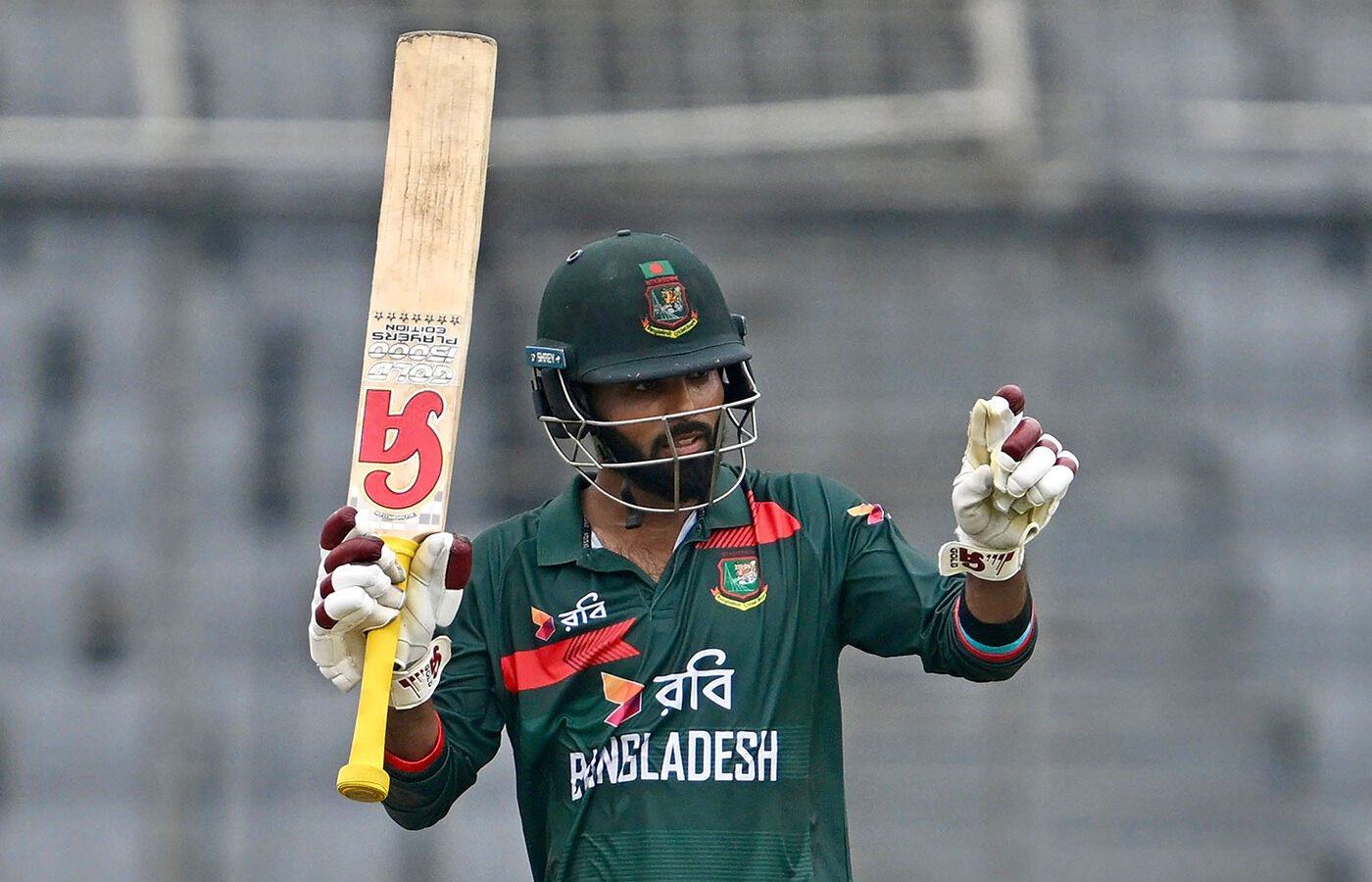 Zimbabwe opt to bat; Litton out of tri-series with hip injury