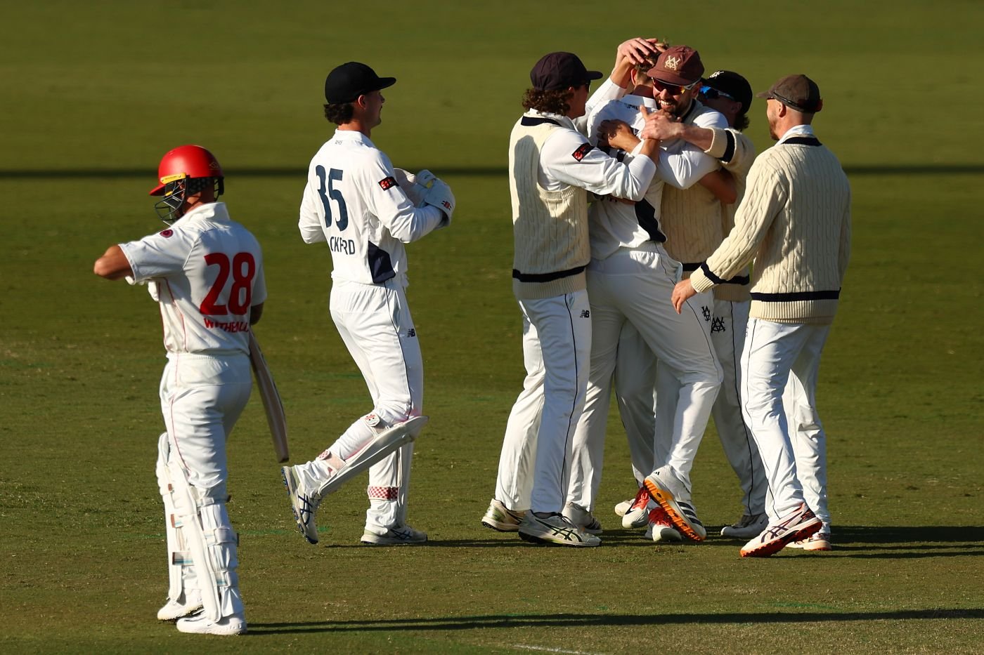 Hoekstra stars on debut as Test hopefuls miss chance with the bat