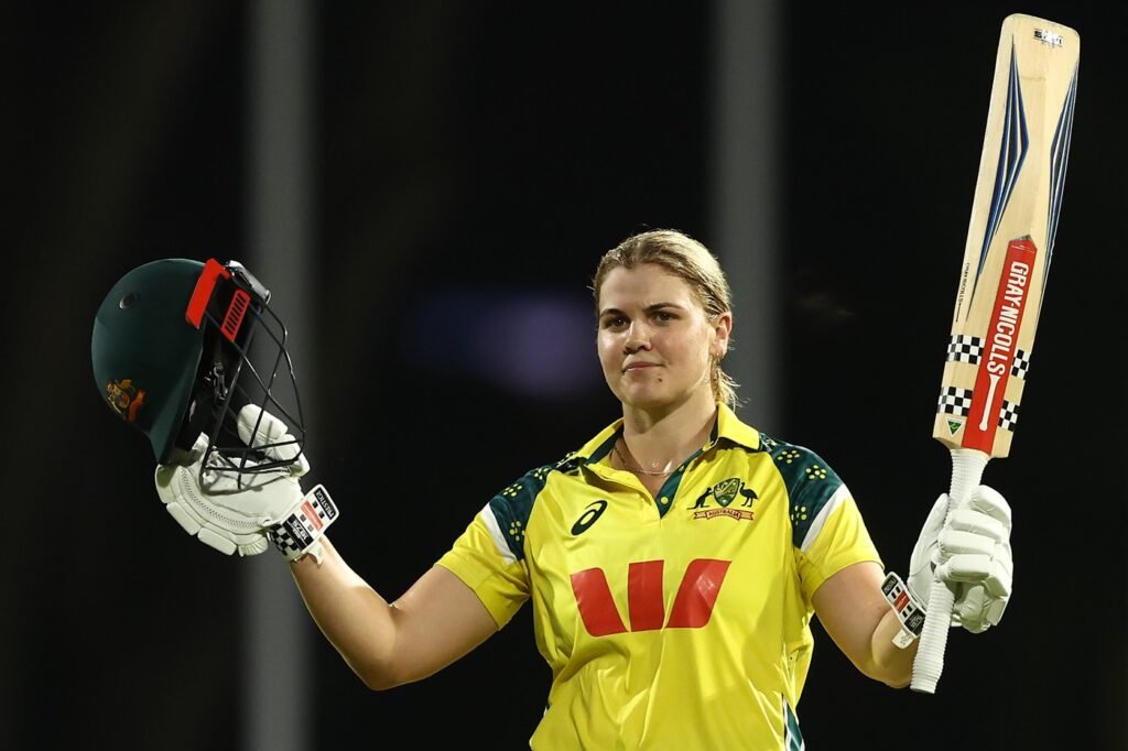 Voll 131* trumps Mostary 118 as Australia seal series