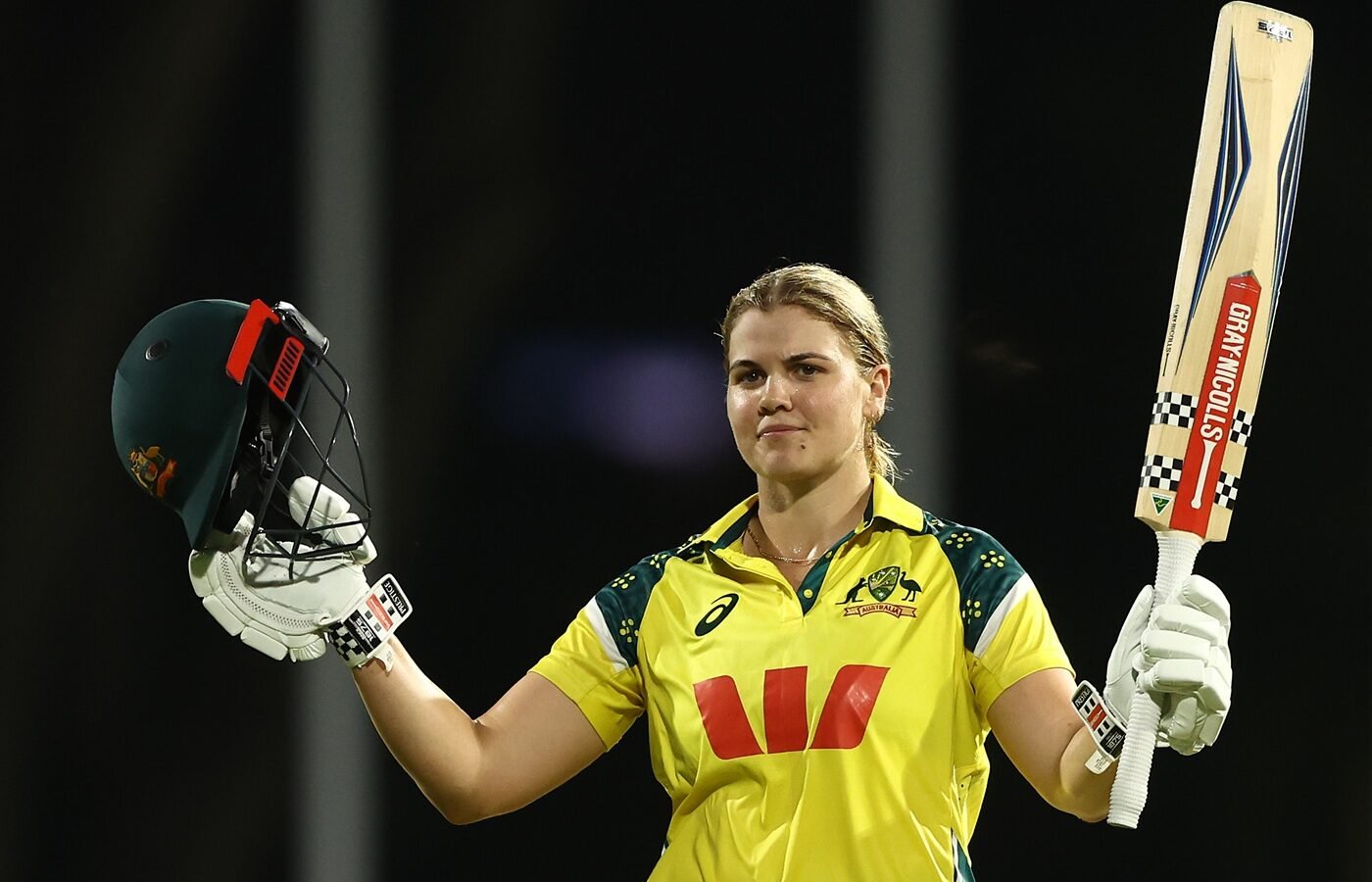 Voll 131* trumps Mostary 118 as Australia seal series