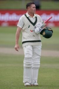 Labuschagne's career in dire straits after an otherwise even session