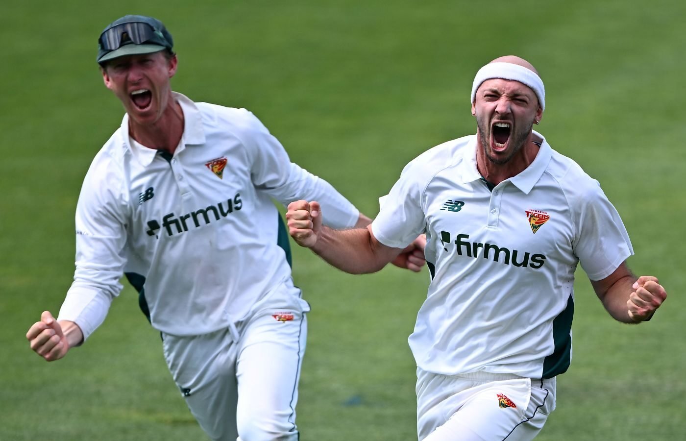 Bell clinches four-run thriller to break Victoria hearts