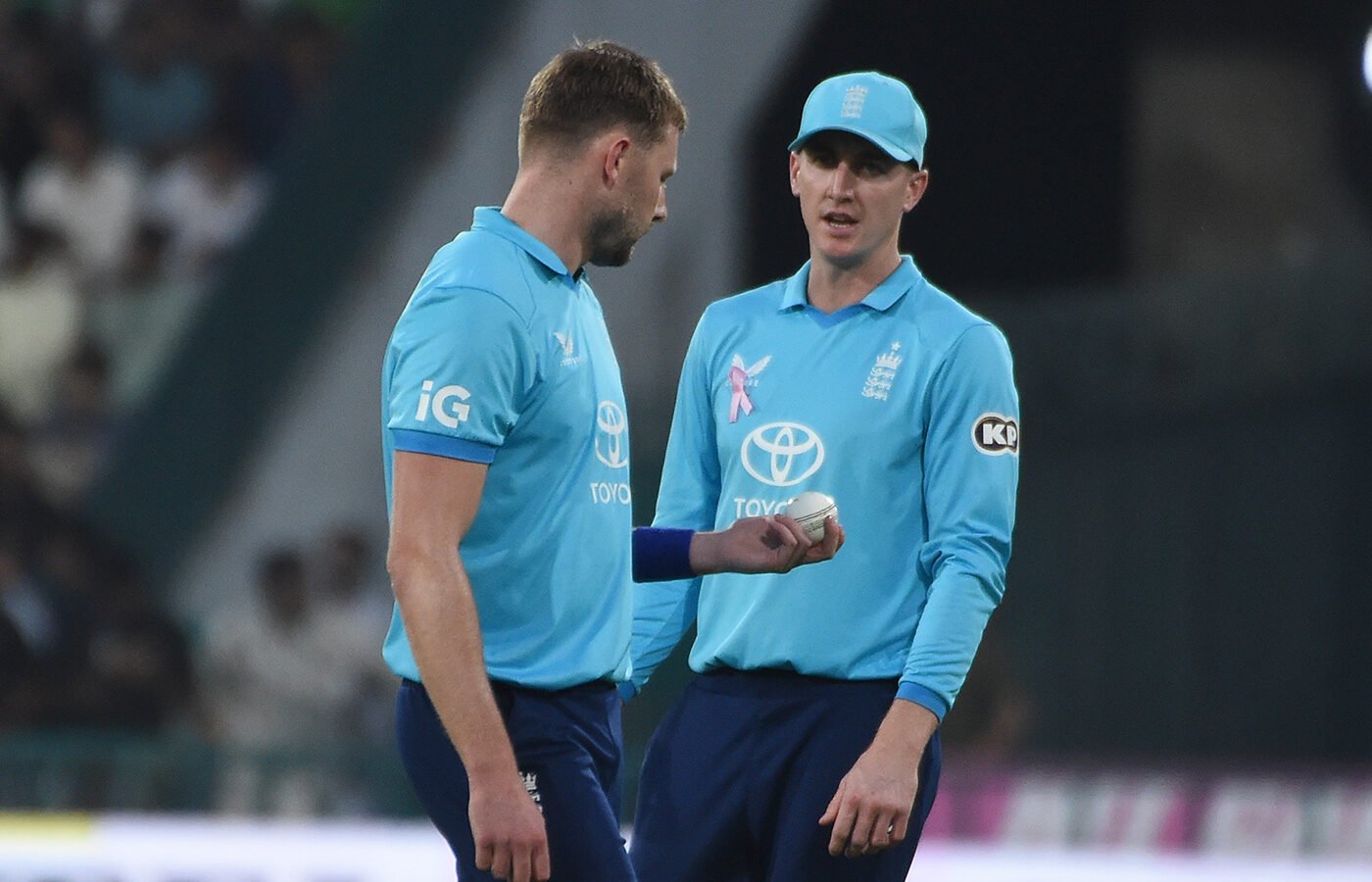 Dead-rubber blues for England as Sri Lanka tune up for final