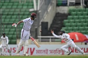 Mominul replaced by Jaker Ali after suffering head injury
